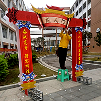 玉林市印顺广告搭建KT板拱门楼桁架,用于婚庆宴会场会议派对会展销活动