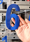 刻字割字不干胶即时贴,玉林市印顺广告定制