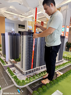 玉林市印顺广告安装南兴广场某售楼部沙盘广告2