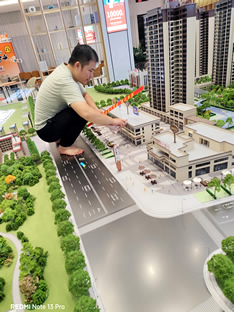 玉林市印顺广告安装南兴广场某售楼部沙盘广告3